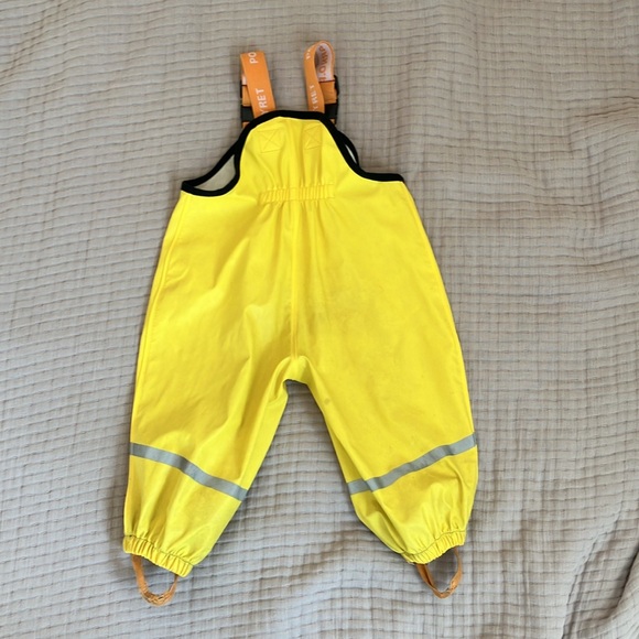Great rain pants! Some wear on boot straps but lots of life left! - Picture 2 of 5